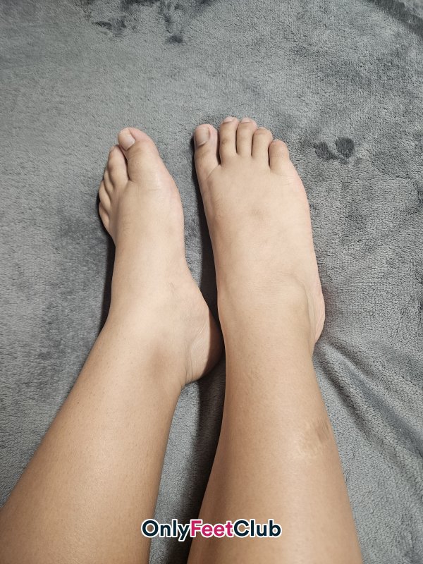 Feet collection of BellaVilla